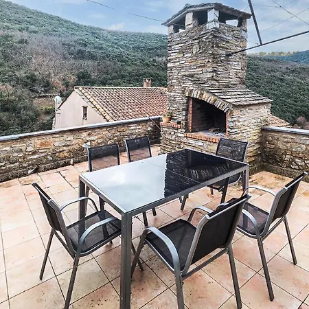 Cozy In With Kitchen * Olargues