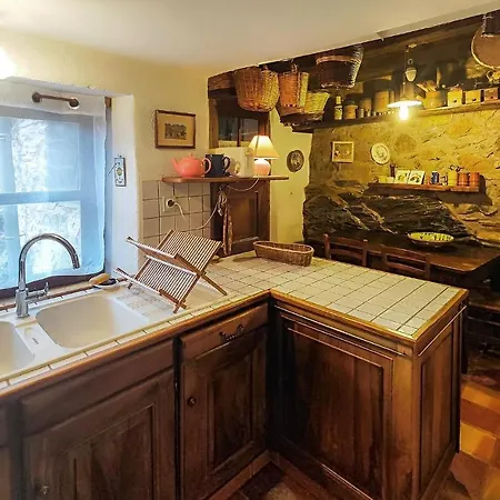 Cozy In With Kitchen Olargues